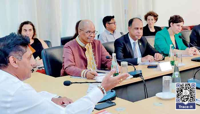 Sajith discusses proposed  anti-terrorism, organised  crime laws with diplomatic corps
